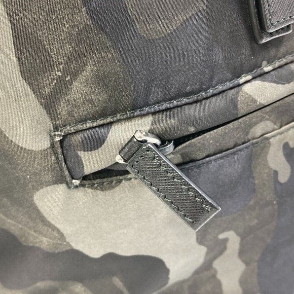 Authentic PRADA triangle logo Camouflage saffiano Backpack Nylon / Safiano main image 10